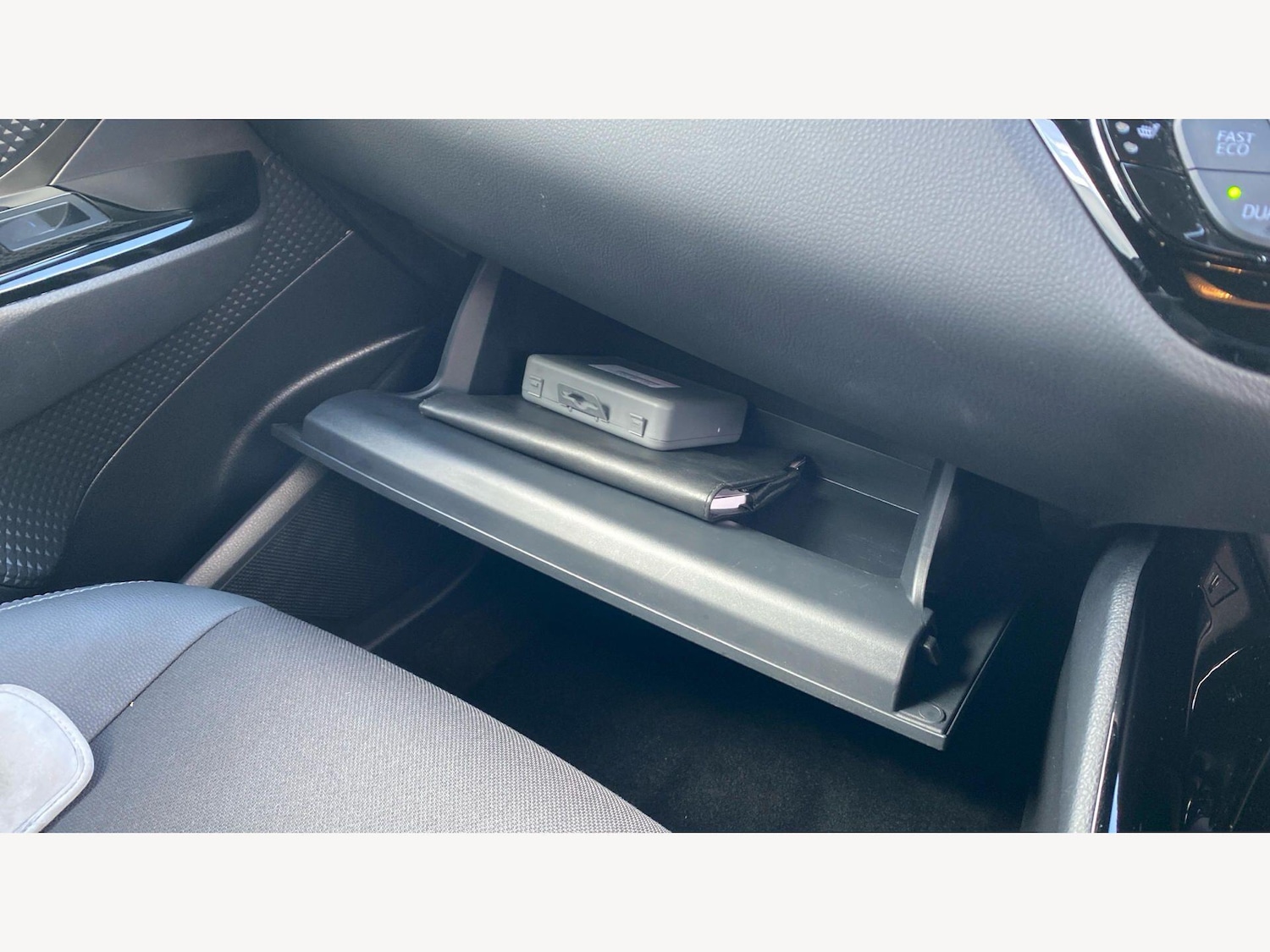 Used Toyota C-HR for sale - 78135971: Photo 40