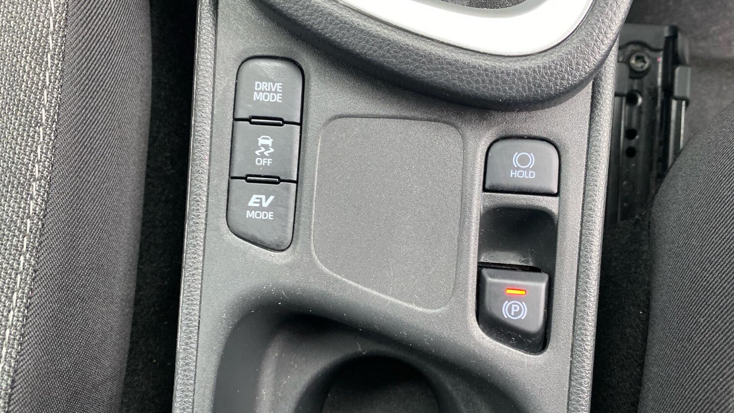 Used Toyota Yaris Cross 2023 for sale - 77376683: Photo 39