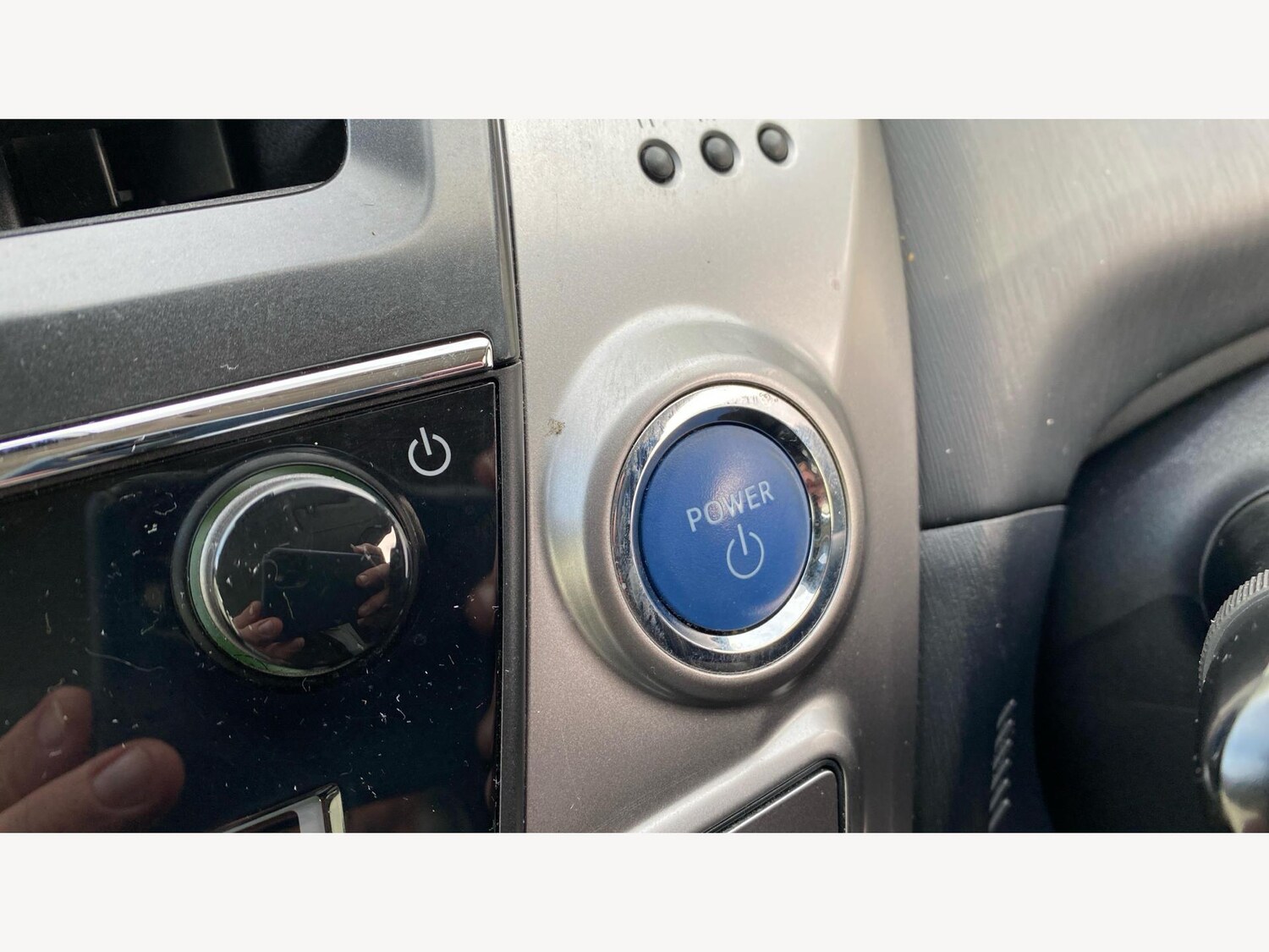 Used Toyota Prius+ 2020 for sale - 76398606: Photo 27