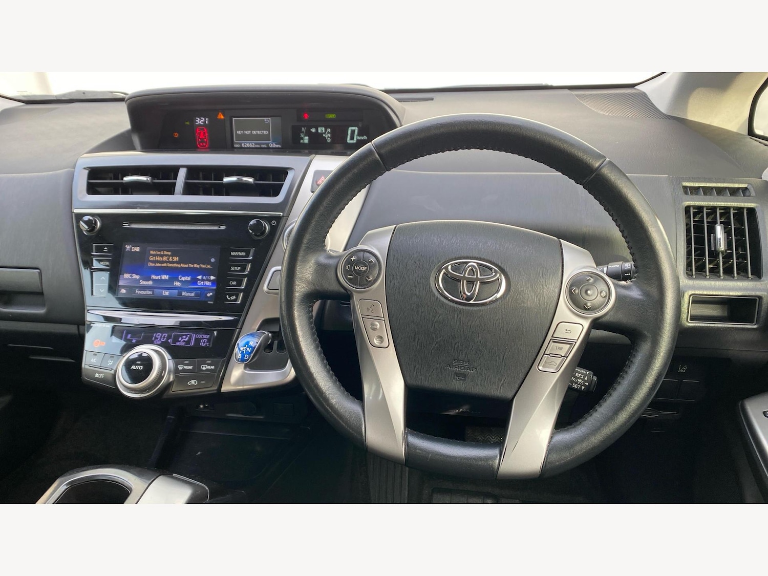 Used Toyota Prius+ 2020 for sale - 76398606: Photo 8
