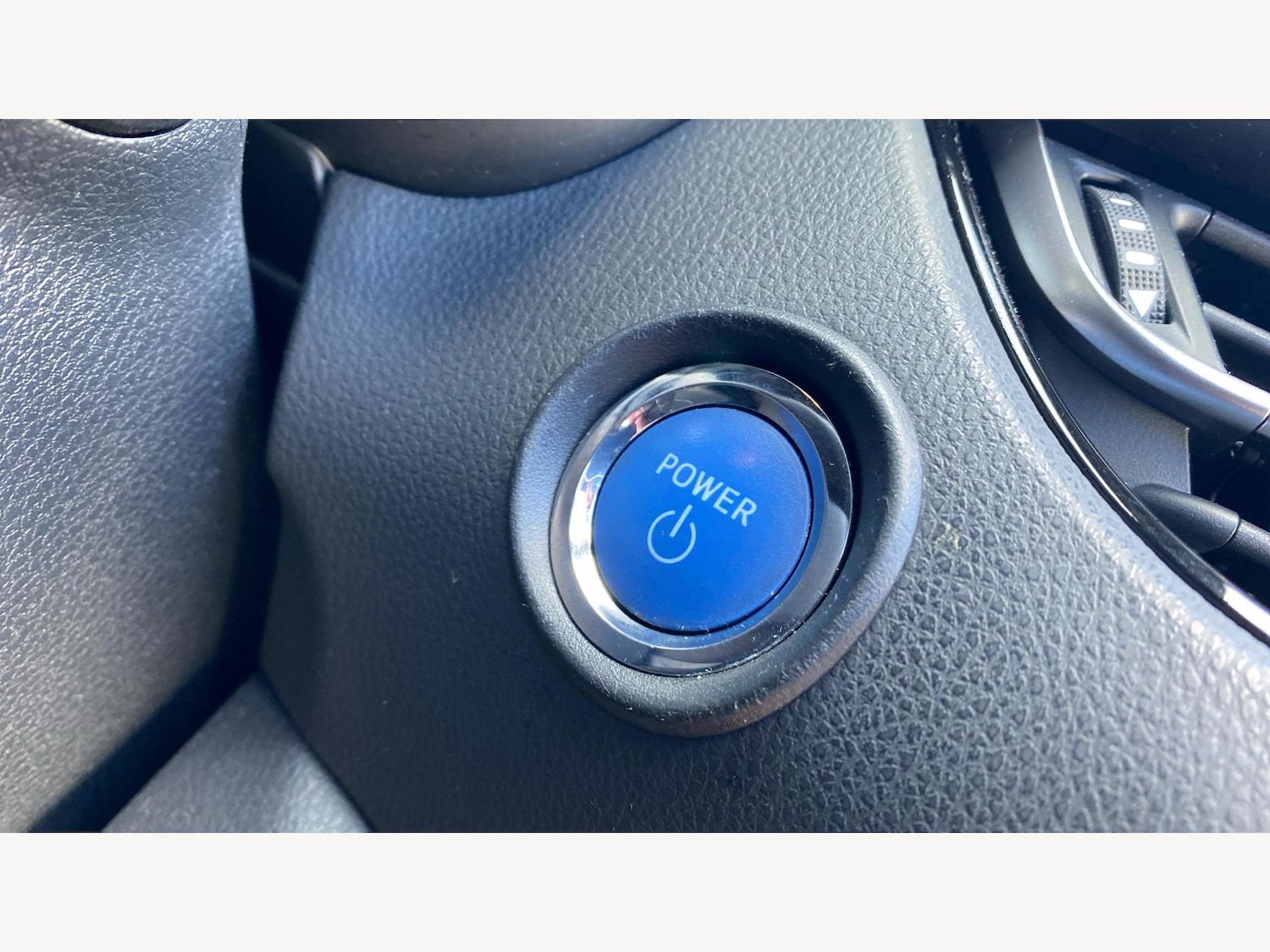 Used Toyota C-HR 2021 for sale - 76398211: Photo 29