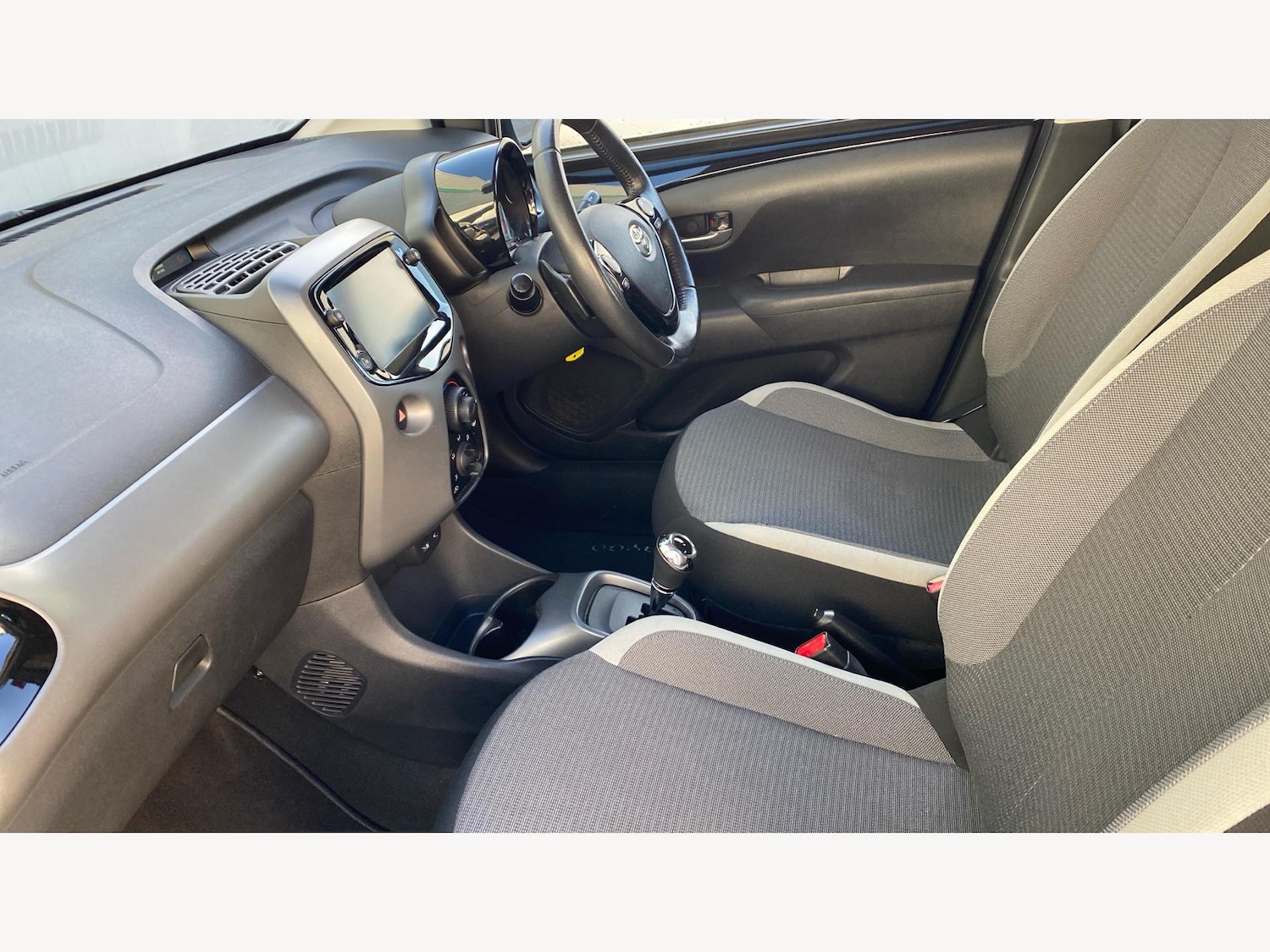 Used Toyota AYGO 2021 for sale - 77320480: Photo 12