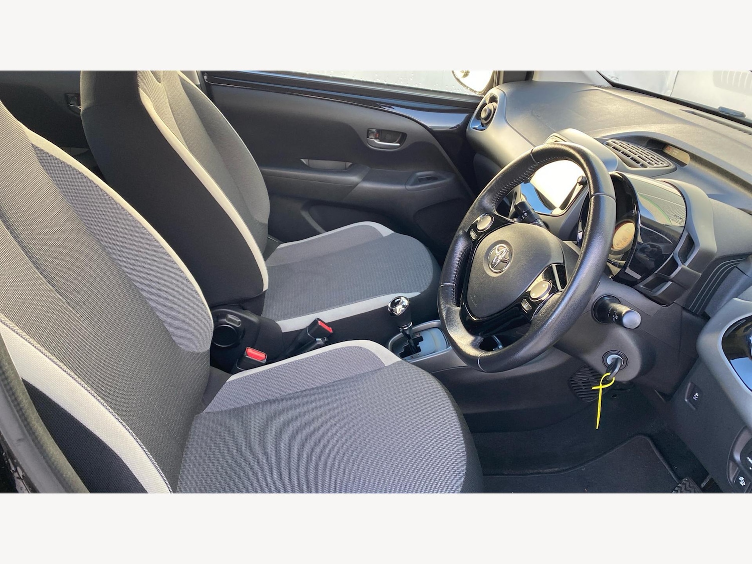 Used Toyota AYGO 2021 for sale - 77320480: Photo 13