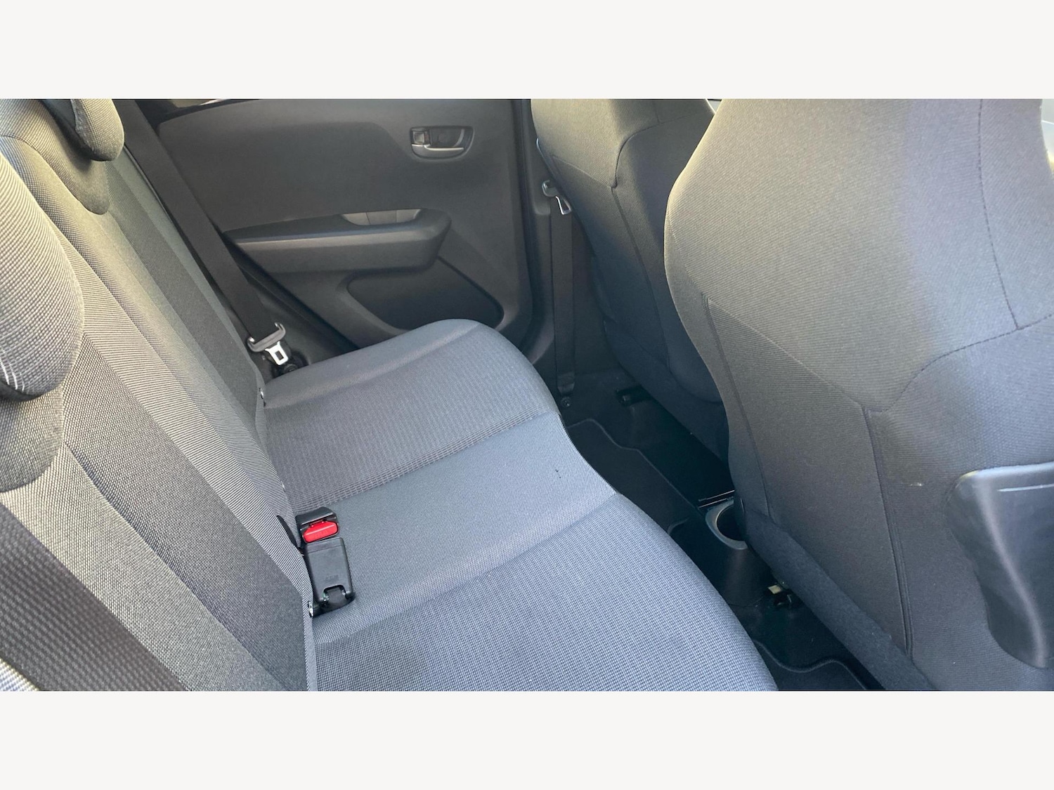 Used Toyota AYGO 2021 for sale - 77320480: Photo 14