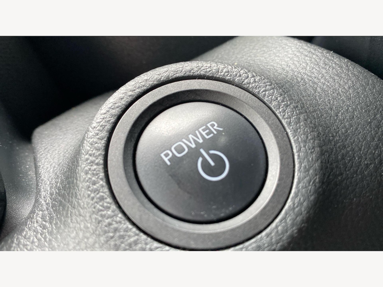 Used Toyota Yaris 2024 for sale - 76431974: Photo 28