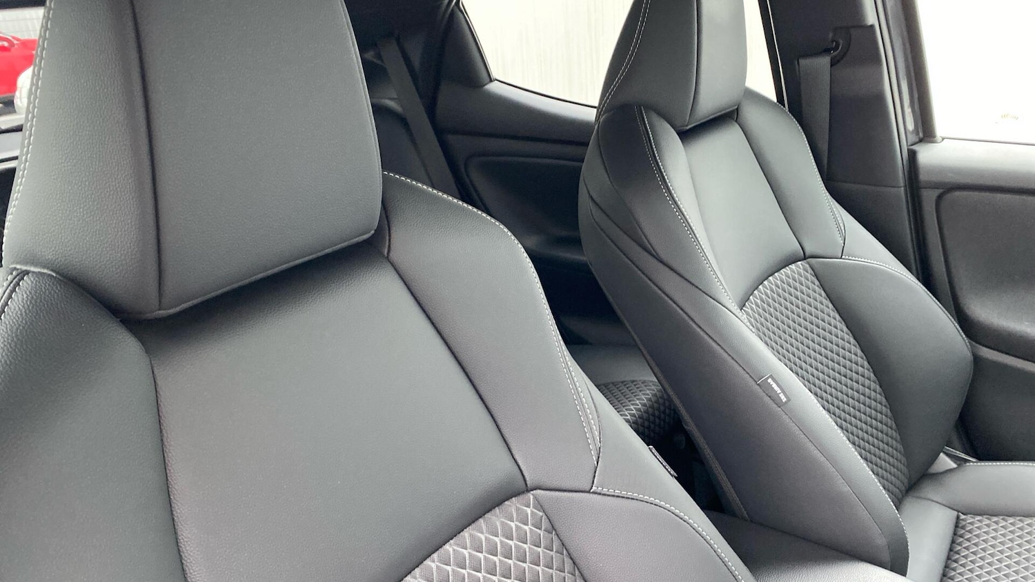 Used Toyota Yaris 2024 for sale - 76431974: Photo 36