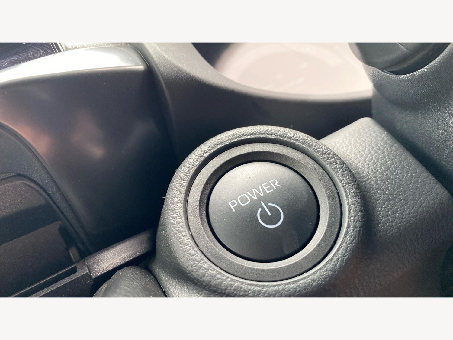 Used Toyota C-HR 2025 for sale - 78085988: Photo 28