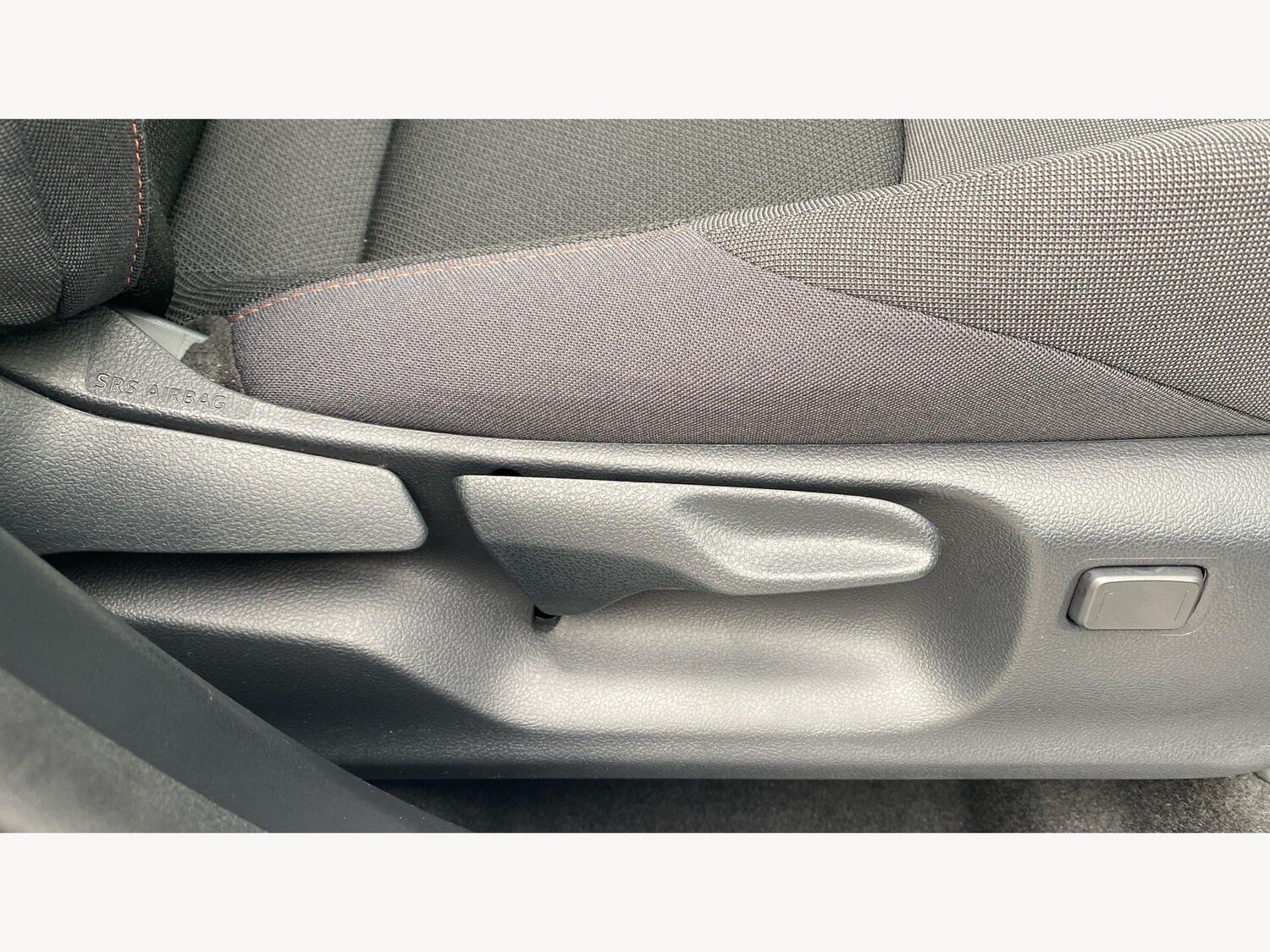 Used Toyota C-HR 2025 for sale - 78085988: Photo 41