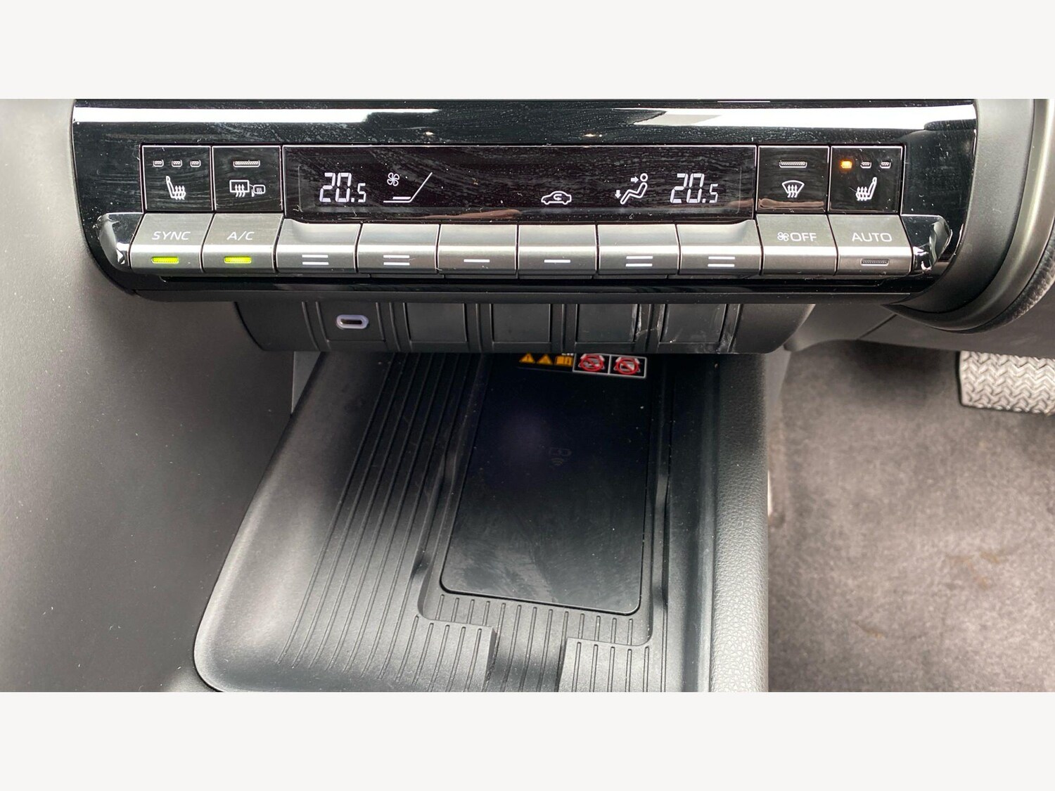 Used Toyota C-HR 2025 for sale - 78085988: Photo 45