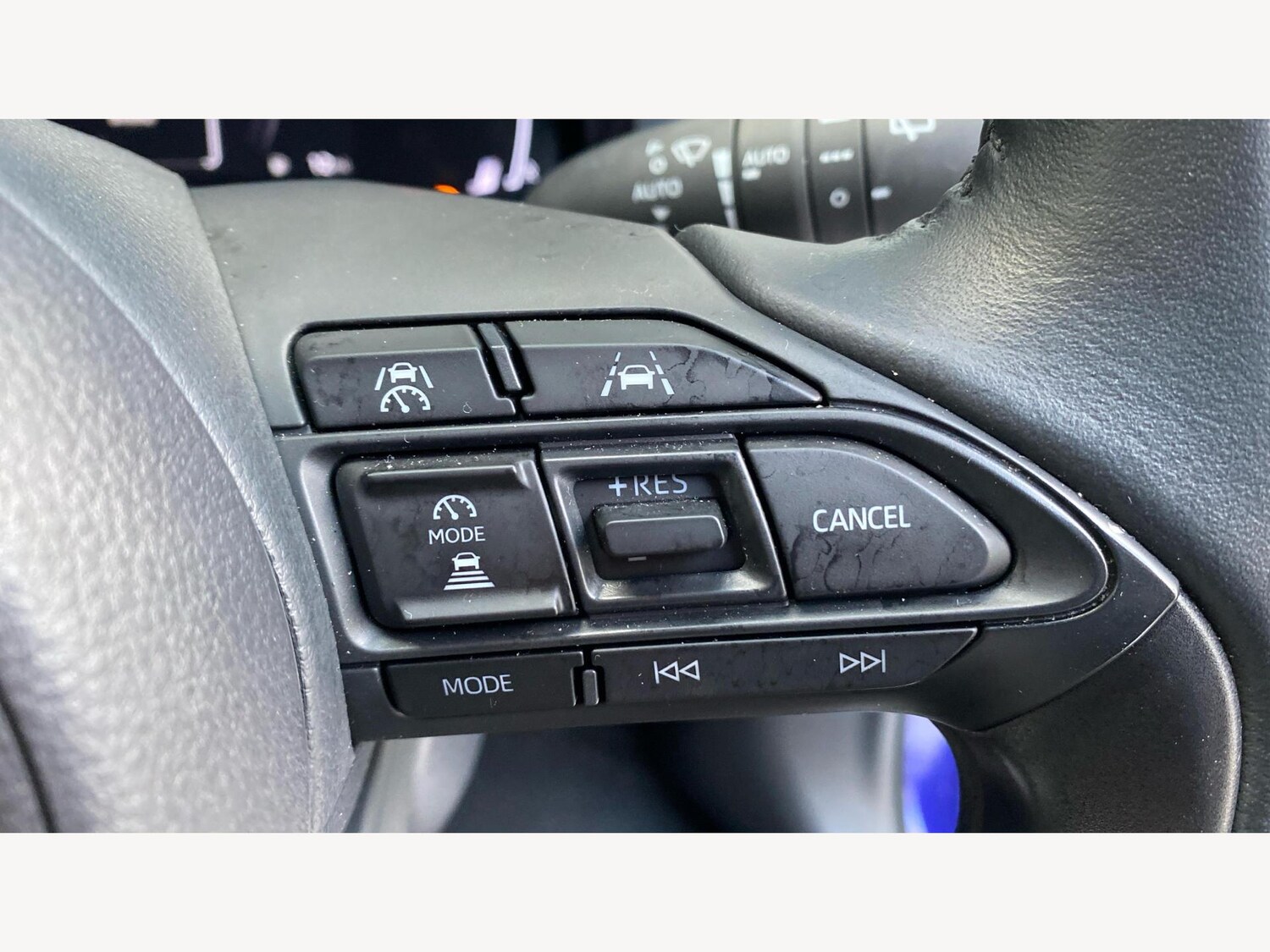 Used Toyota Yaris Cross 2025 for sale - 77254692: Photo 31