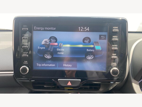 Used Toyota Yaris Cross 2023 for sale - 75302400: Photo 22