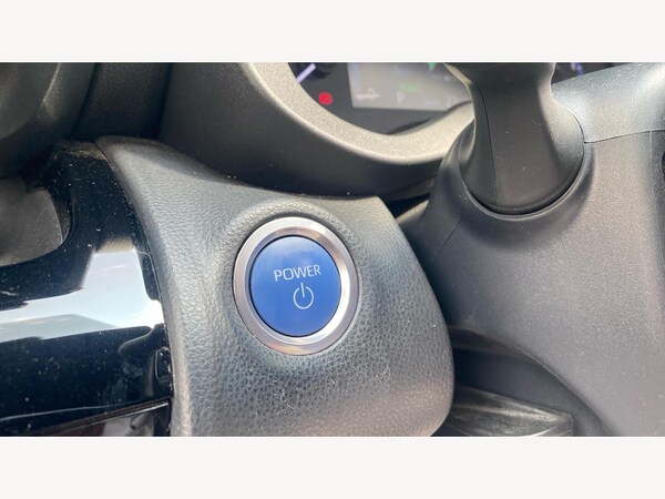 Used Toyota Yaris Cross 2023 for sale - 75302400: Photo 24