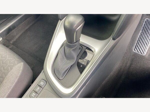 Used Toyota Yaris Cross 2023 for sale - 75302400: Photo 37