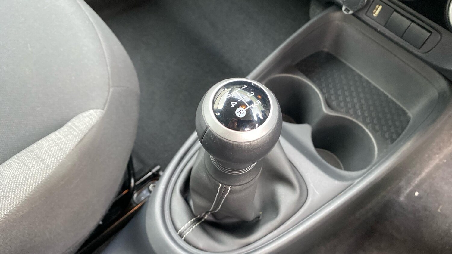 Used Toyota Aygo X 2023 for sale - 76433166: Photo 38