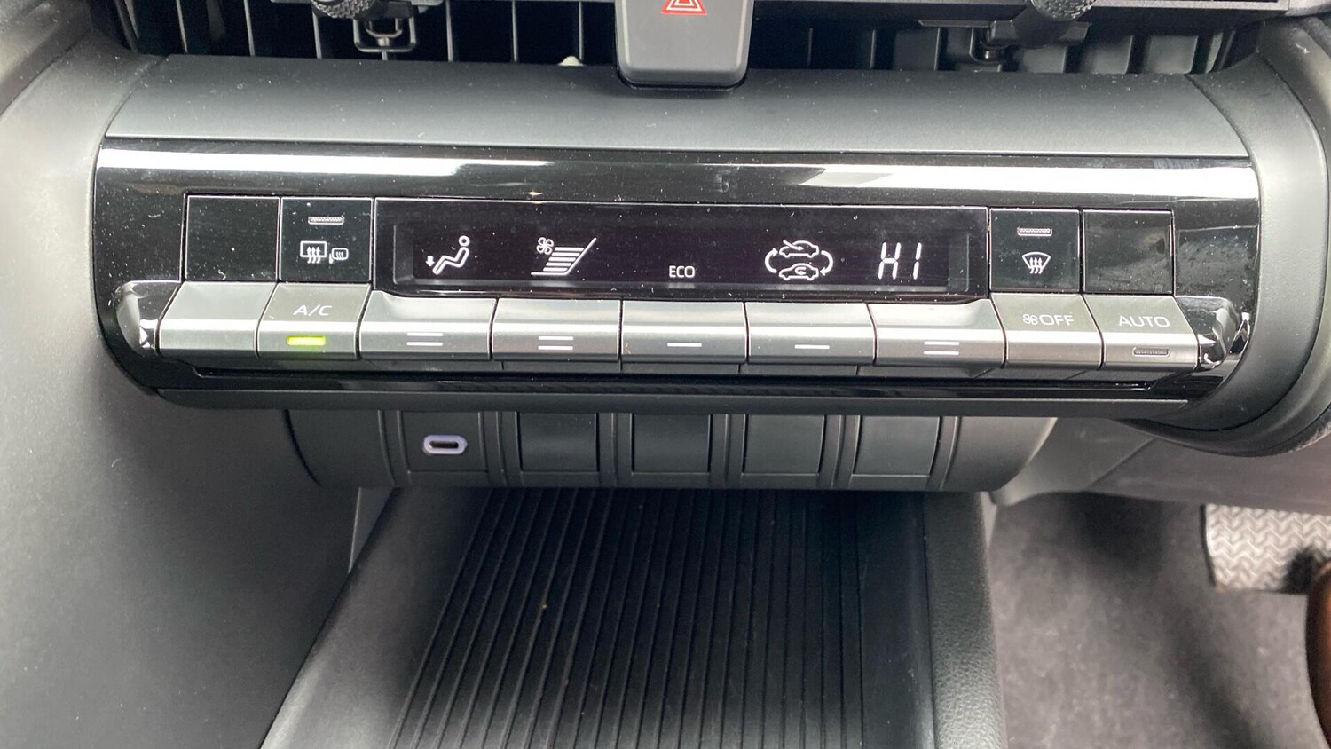 Used Toyota C-HR for sale - 77793748: Photo 44