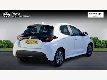 Used Toyota Yaris 2025 for sale - 78946153: Photo