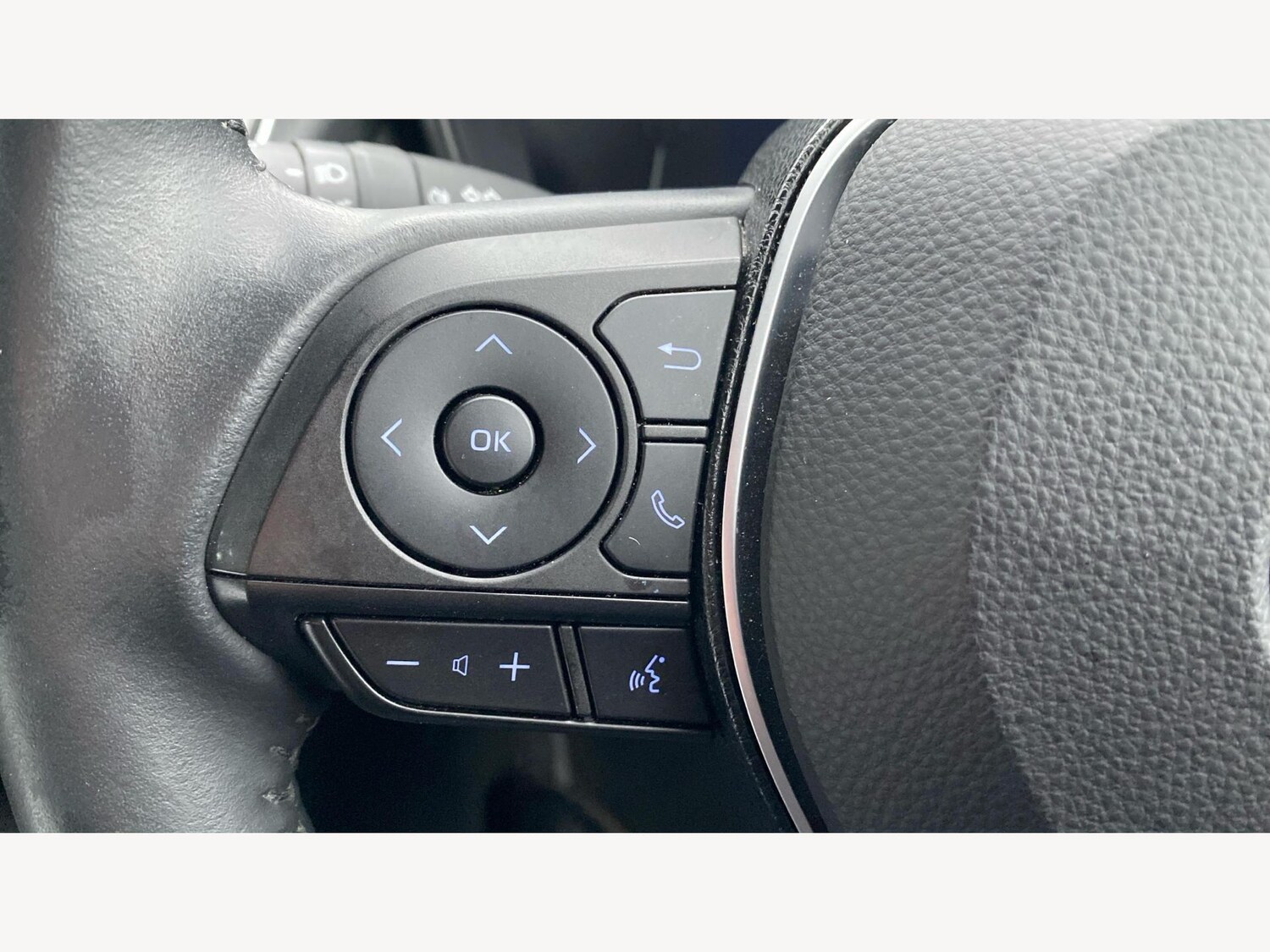 Used Toyota Corolla 2023 for sale - 77468157: Photo 31