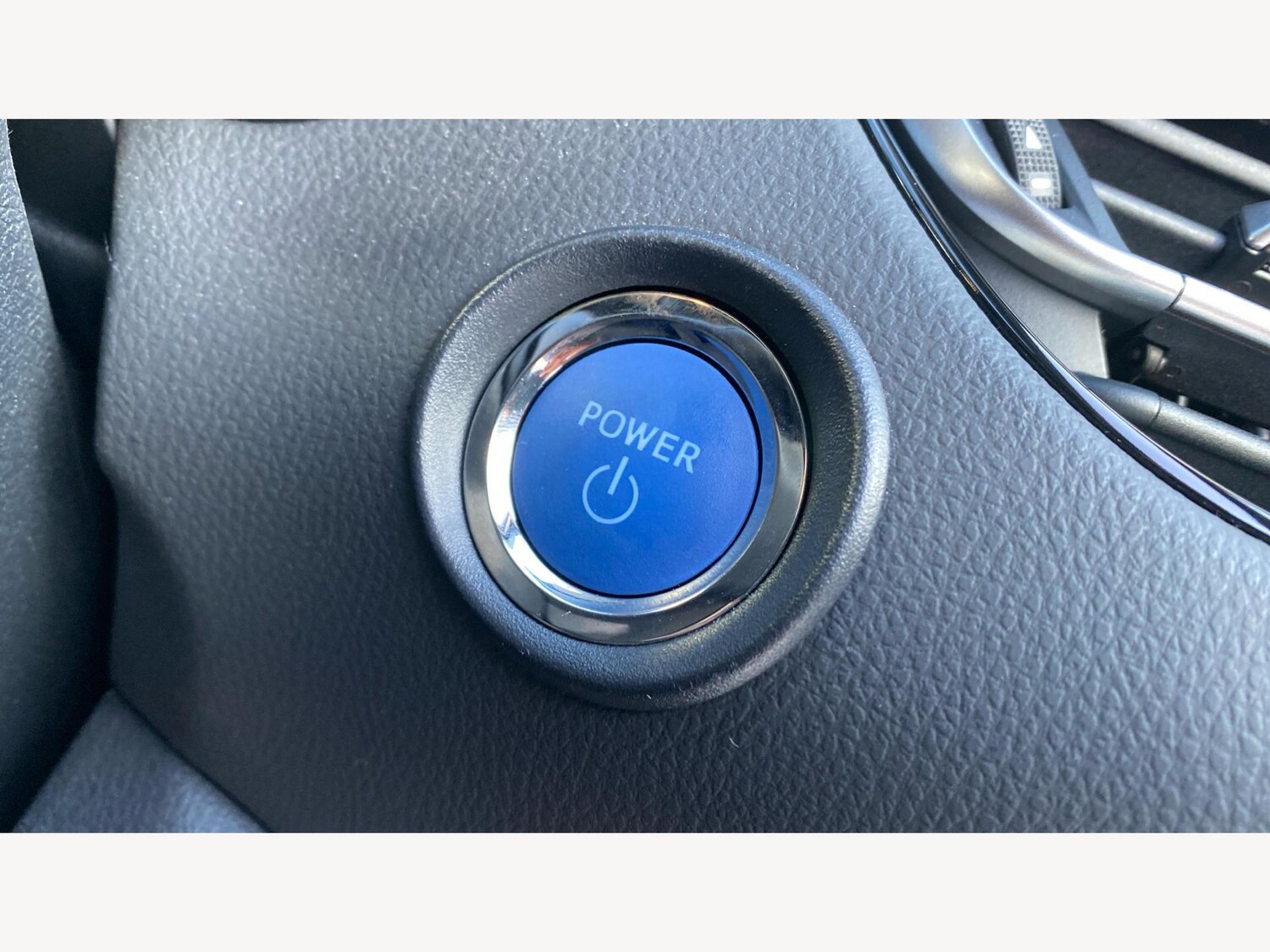 Used Toyota C-HR for sale - 77215919: Photo 29