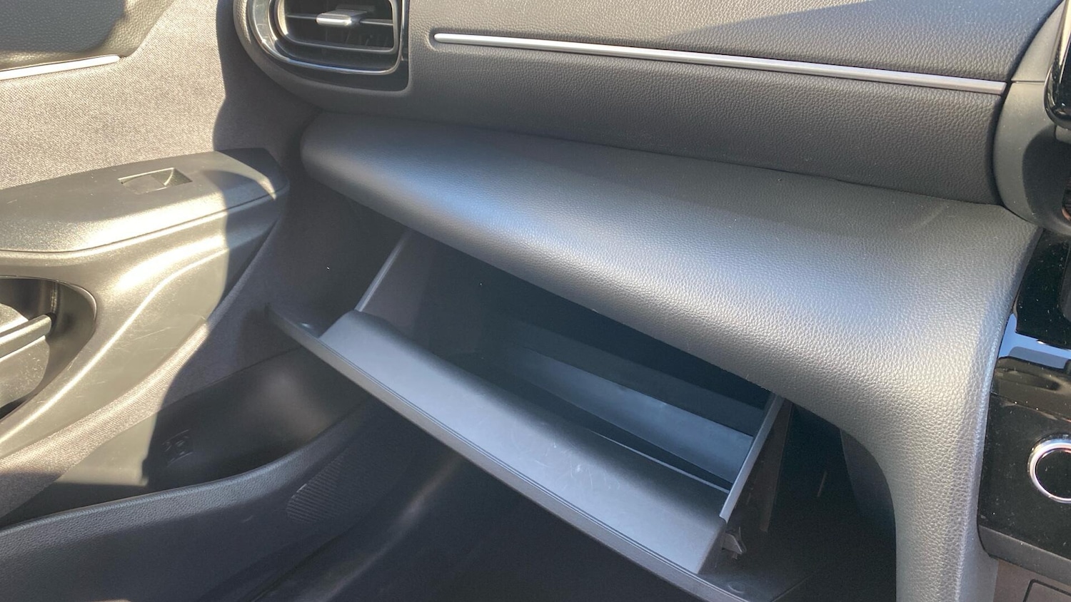 Used Toyota Yaris Cross for sale - 77958197: Photo 43