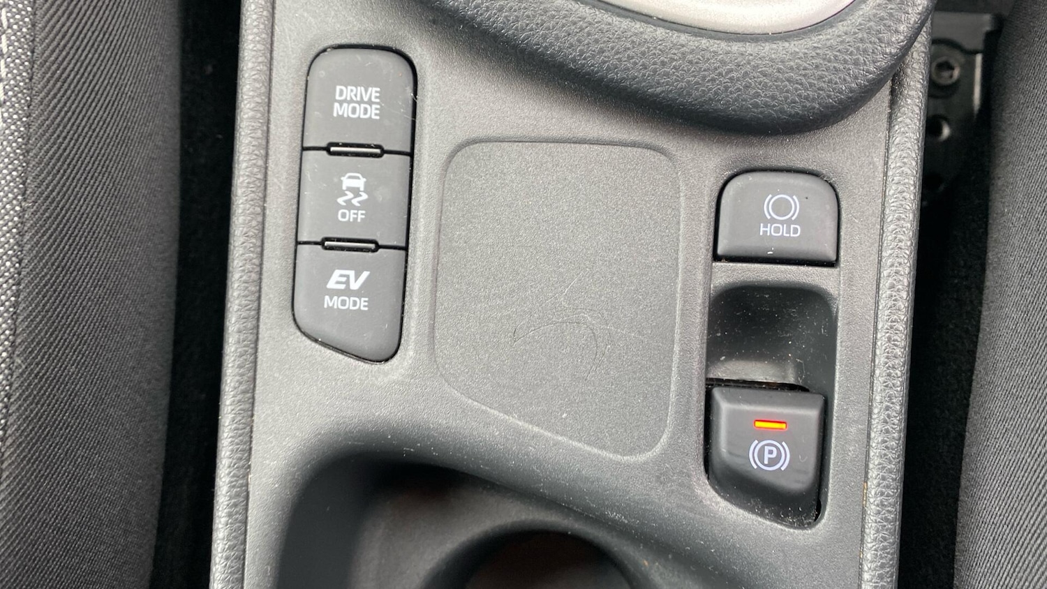 Used Toyota Yaris for sale - 77625828: Photo 40