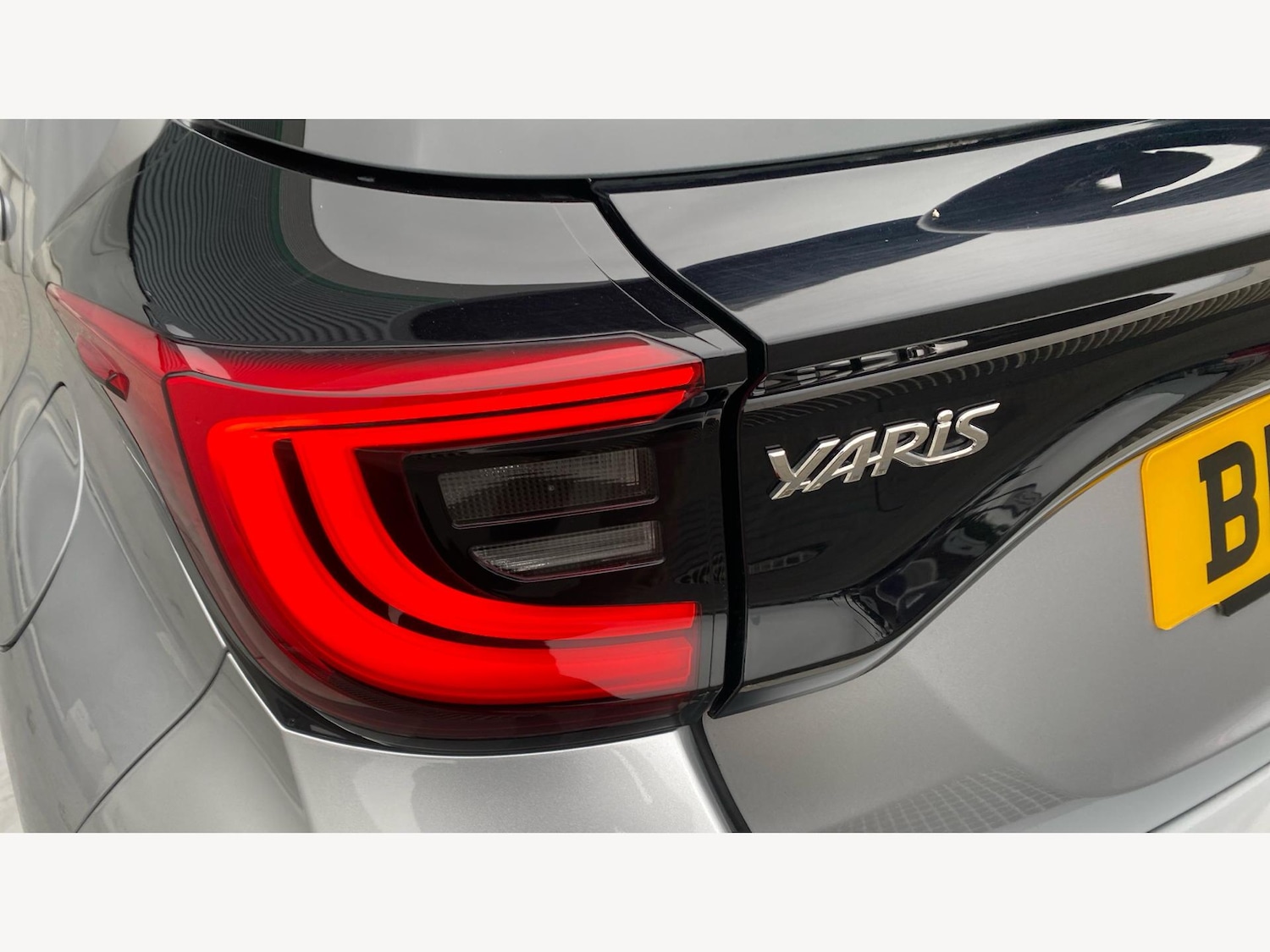 Used Toyota Yaris 2024 for sale - 76398307: Photo 23