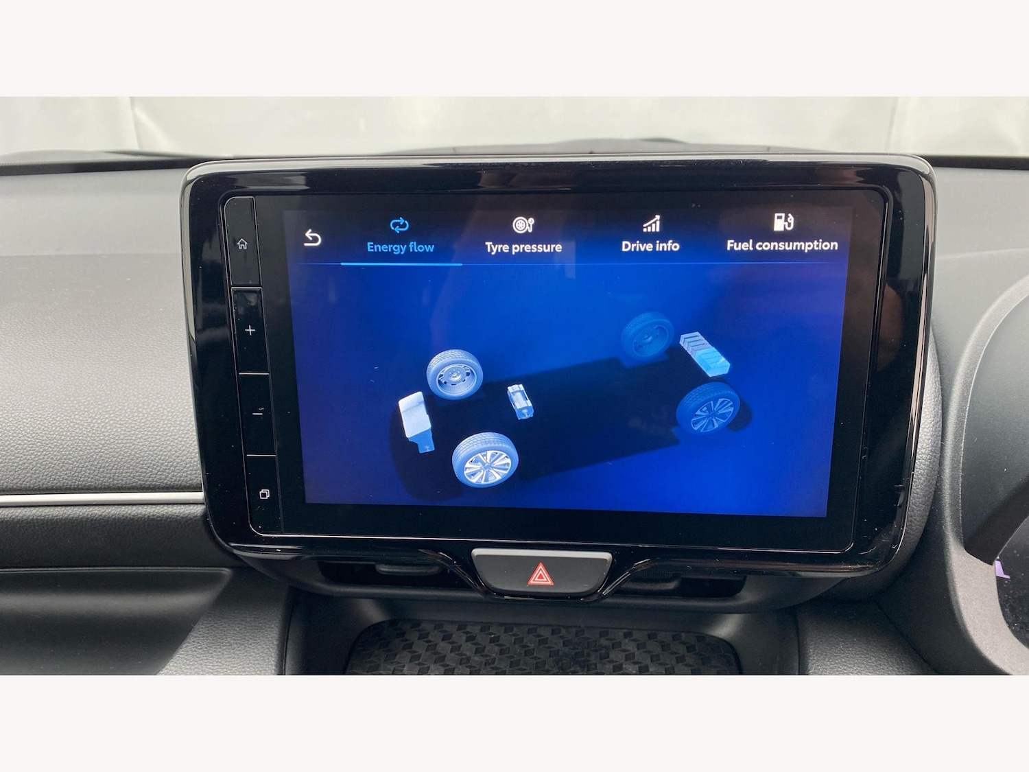 Used Toyota Yaris 2024 for sale - 76398307: Photo 25