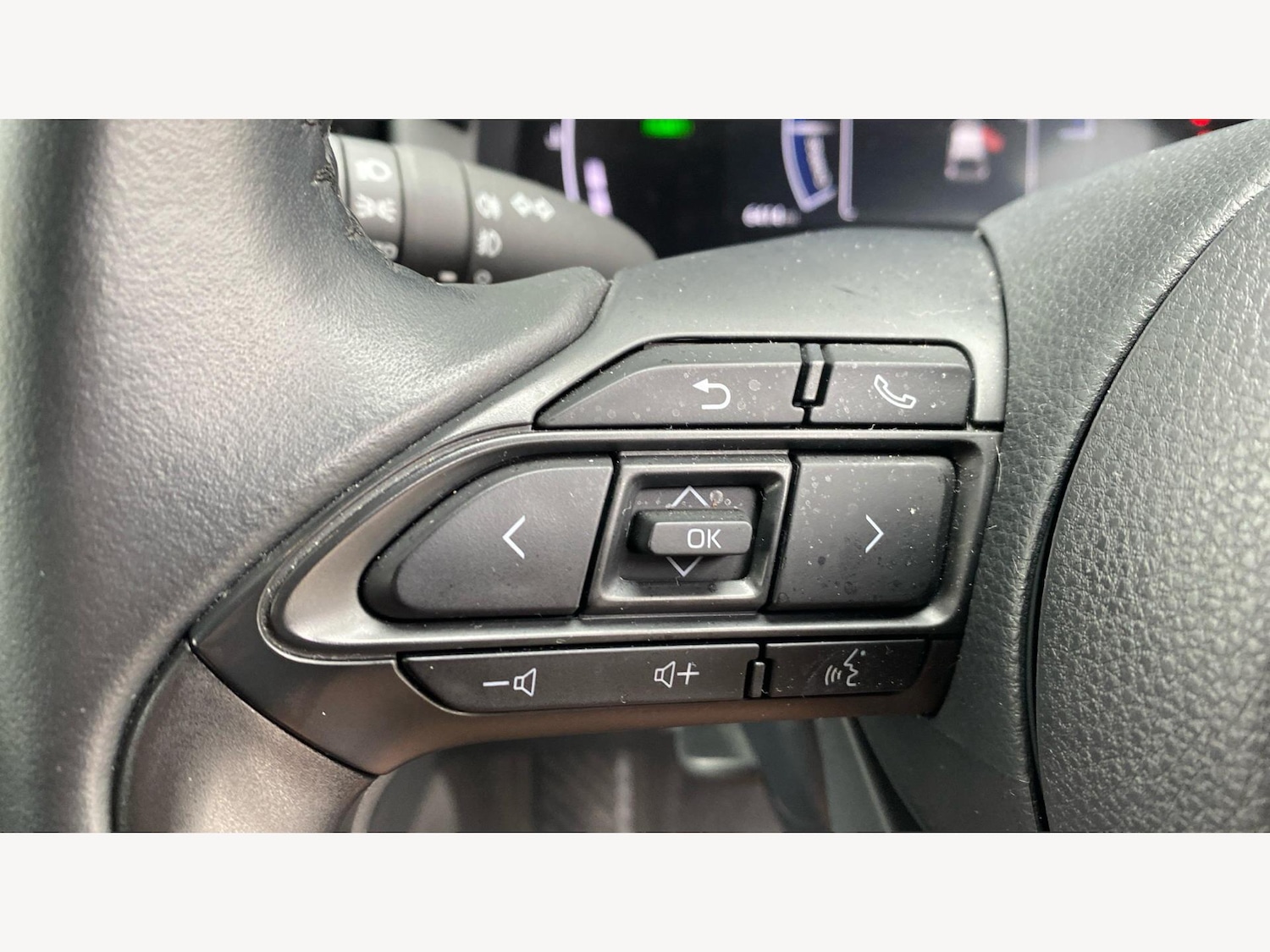 Used Toyota Yaris 2024 for sale - 76398307: Photo 29