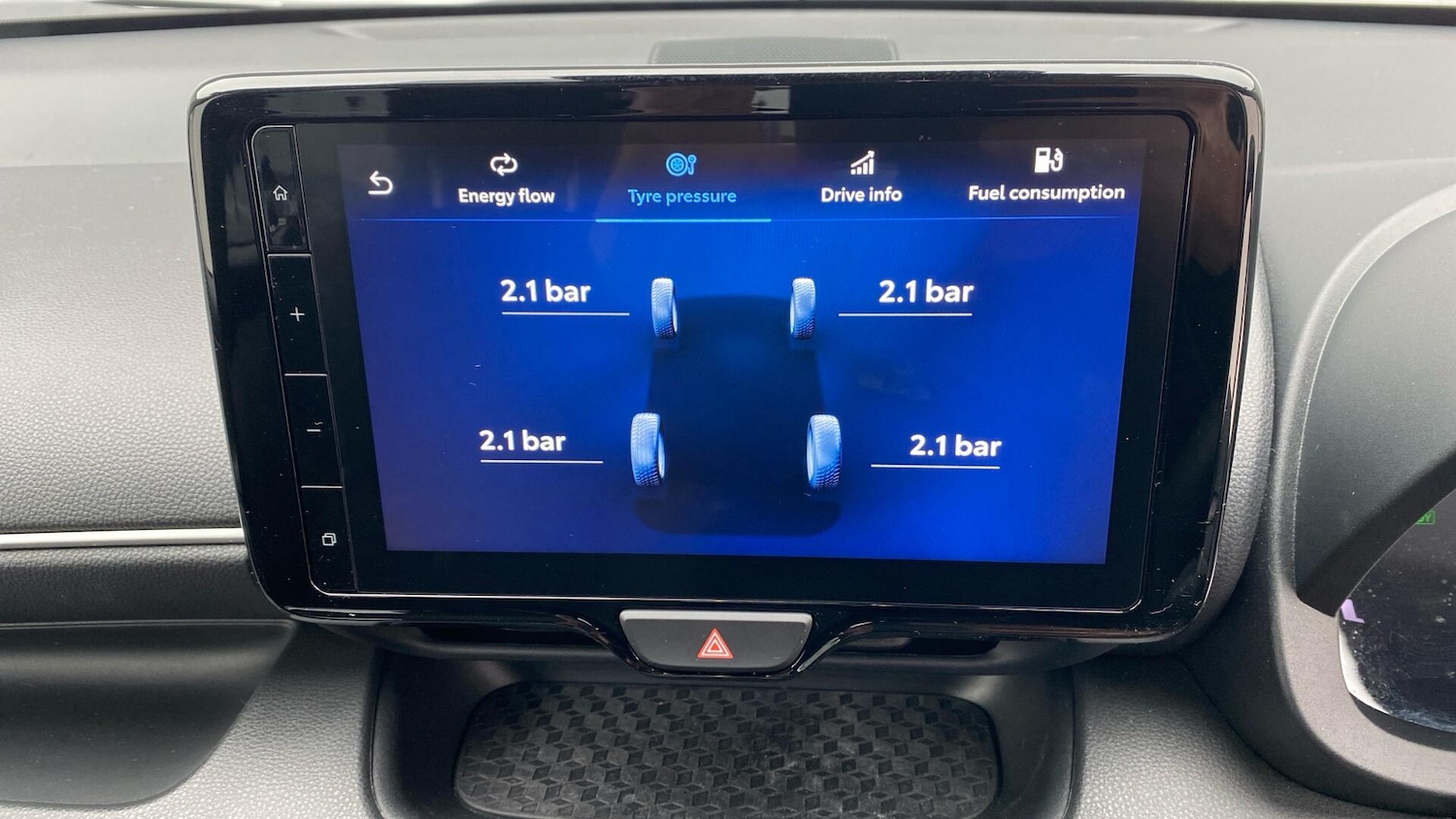 Used Toyota Yaris 2024 for sale - 76398307: Photo 43