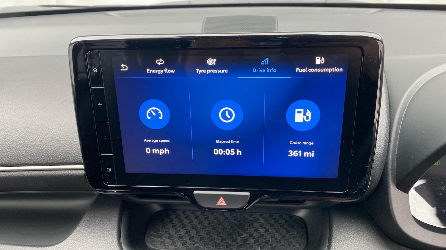 Used Toyota Yaris 2024 for sale - 76398307: Photo 44