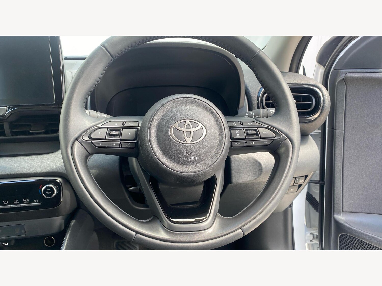 Used Toyota Yaris 2024 for sale - 78157682: Photo 10