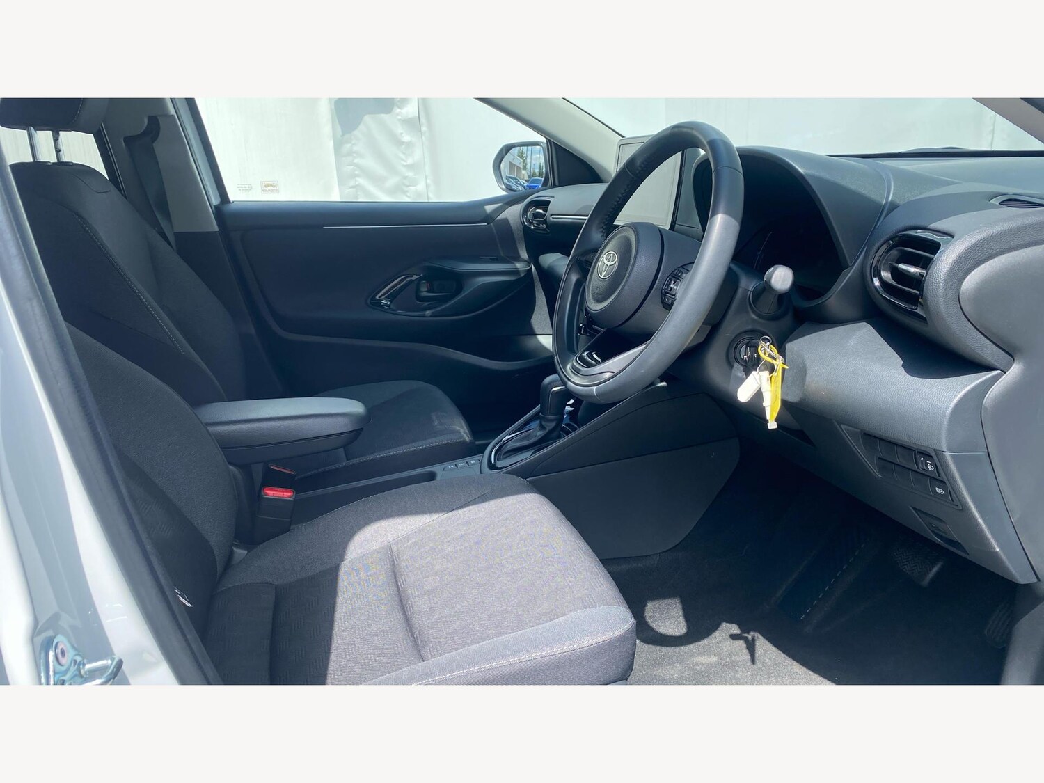 Used Toyota Yaris 2024 for sale - 78157682: Photo 13