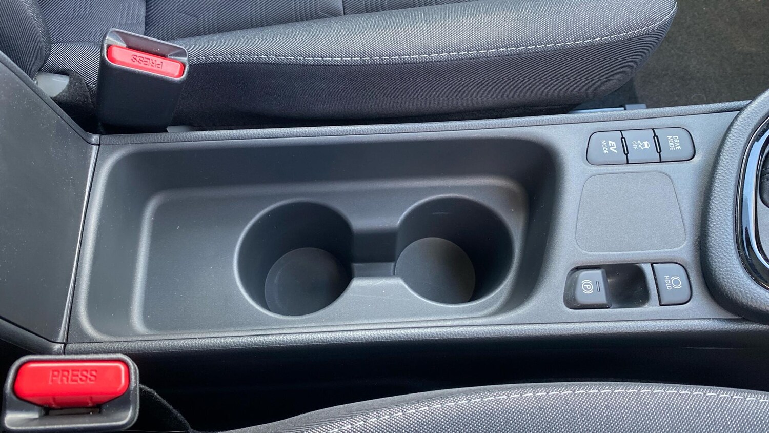 Used Toyota Yaris 2024 for sale - 78157682: Photo 38