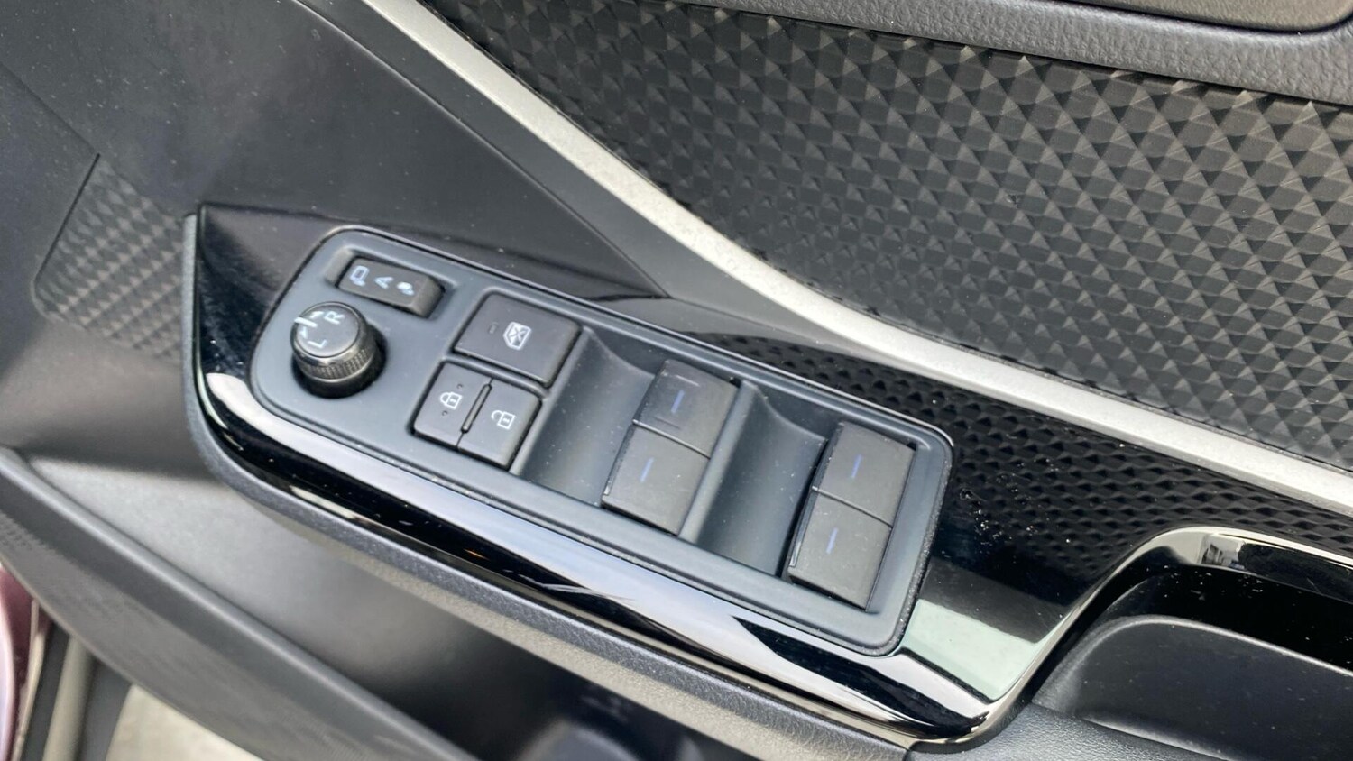 Used Toyota C-HR 2023 for sale - 77454968: Photo 43