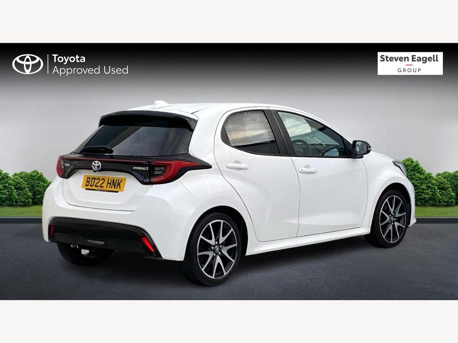 Used Toyota Yaris for sale - 77216157: Photo 2