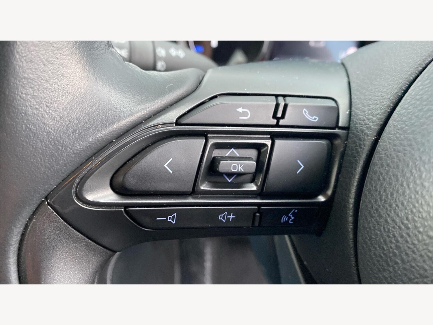 Used Toyota Yaris for sale - 77216157: Photo 31