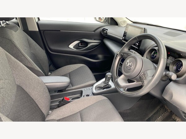 Used Toyota Yaris Cross 2023 for sale - 75448438: Photo 13