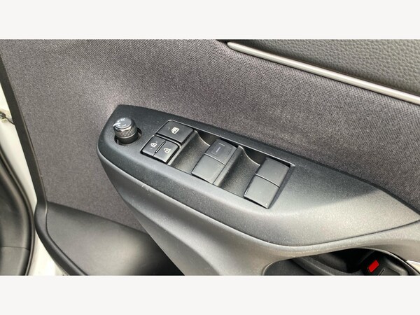 Used Toyota Yaris Cross 2023 for sale - 75448438: Photo 33