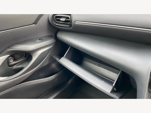 Used Toyota Yaris Cross 2023 for sale - 75448438: Photo 40