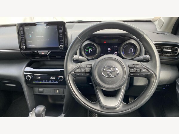 Used Toyota Yaris Cross 2023 for sale - 75448438: Photo 8