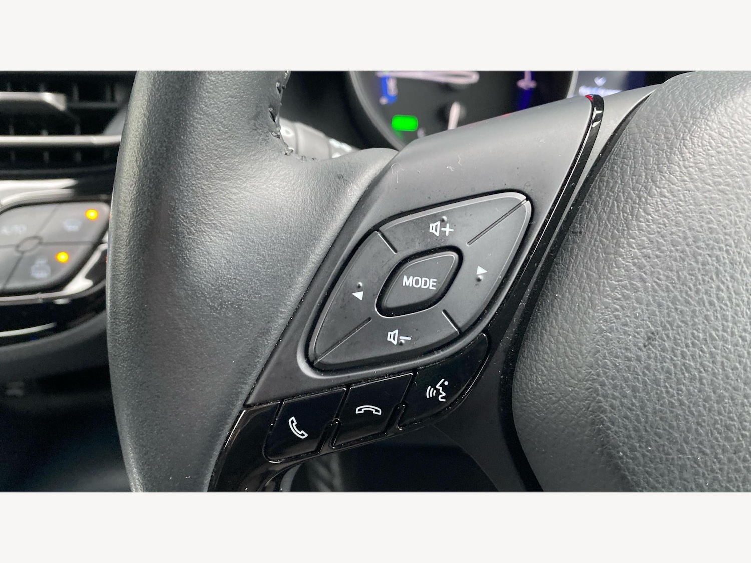 Used Toyota C-HR 2022 for sale - 77120242: Photo 31