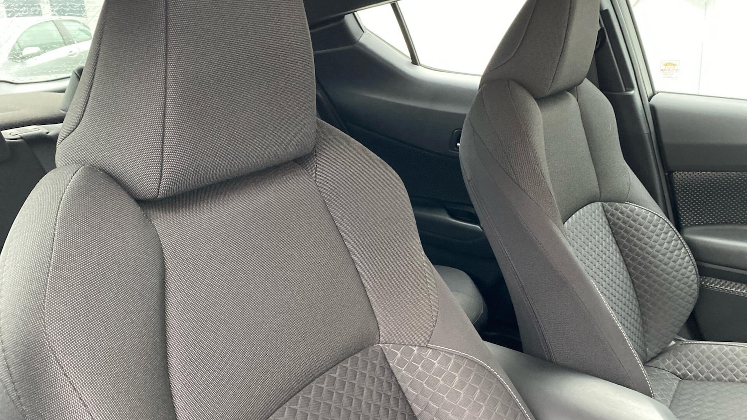 Used Toyota C-HR 2022 for sale - 77120242: Photo 34