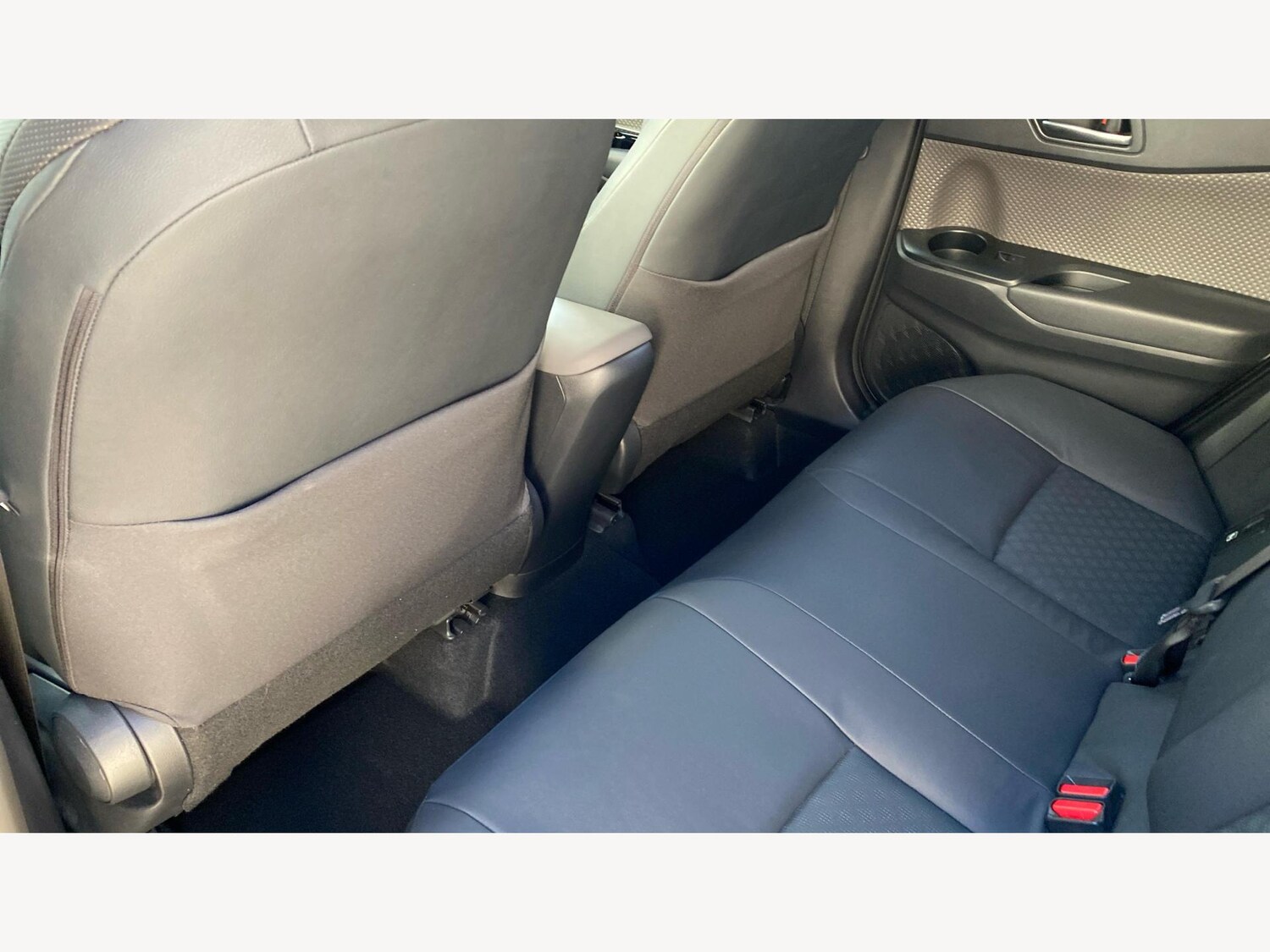 Used Toyota C-HR 2022 for sale - 77073939: Photo 15