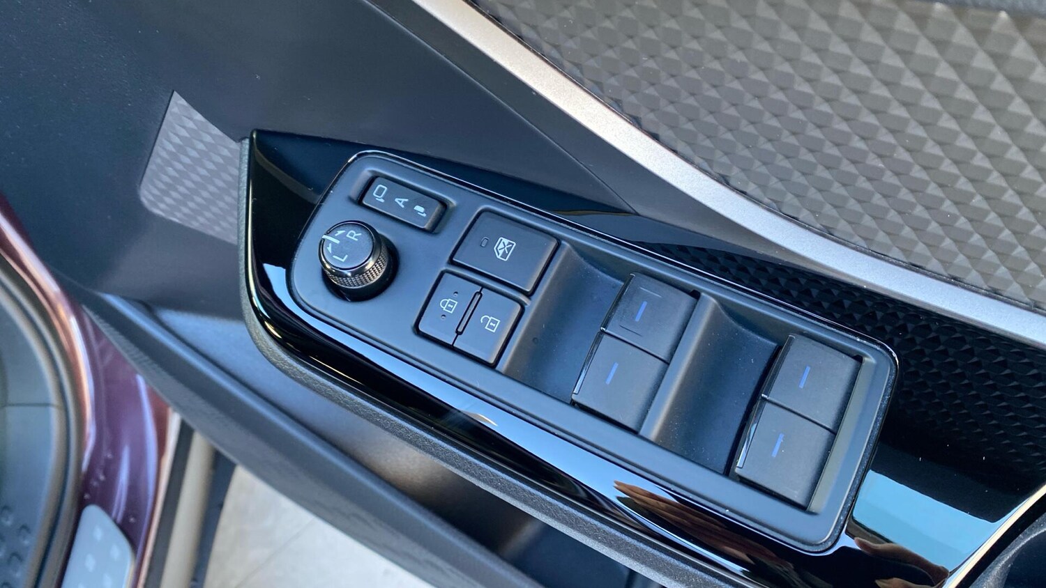 Used Toyota C-HR 2022 for sale - 77073939: Photo 34