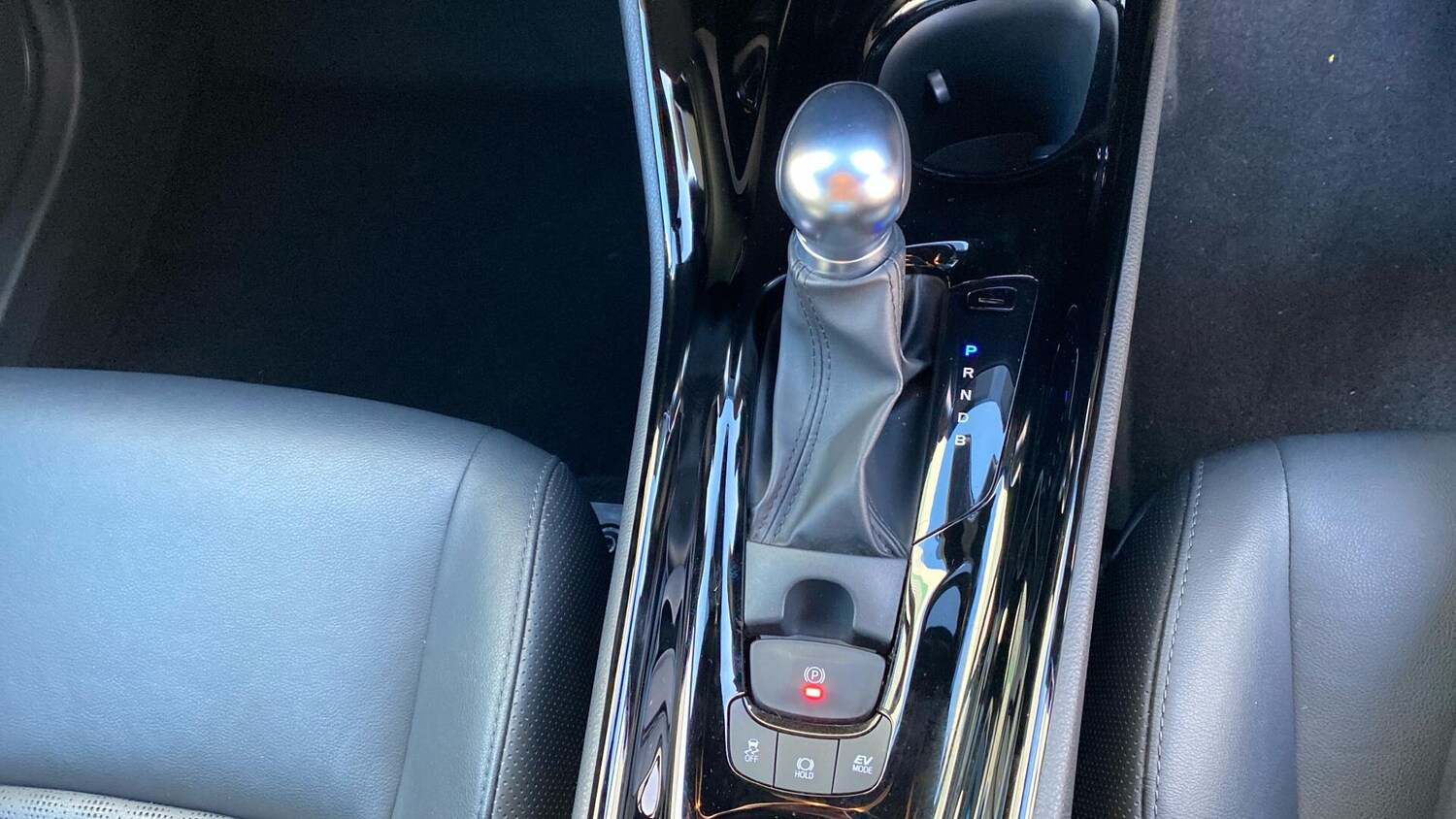 Used Toyota C-HR 2022 for sale - 77073939: Photo 43