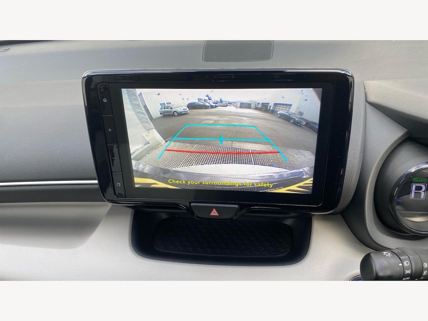 Used Toyota Yaris 2023 for sale - 76424654: Photo 30