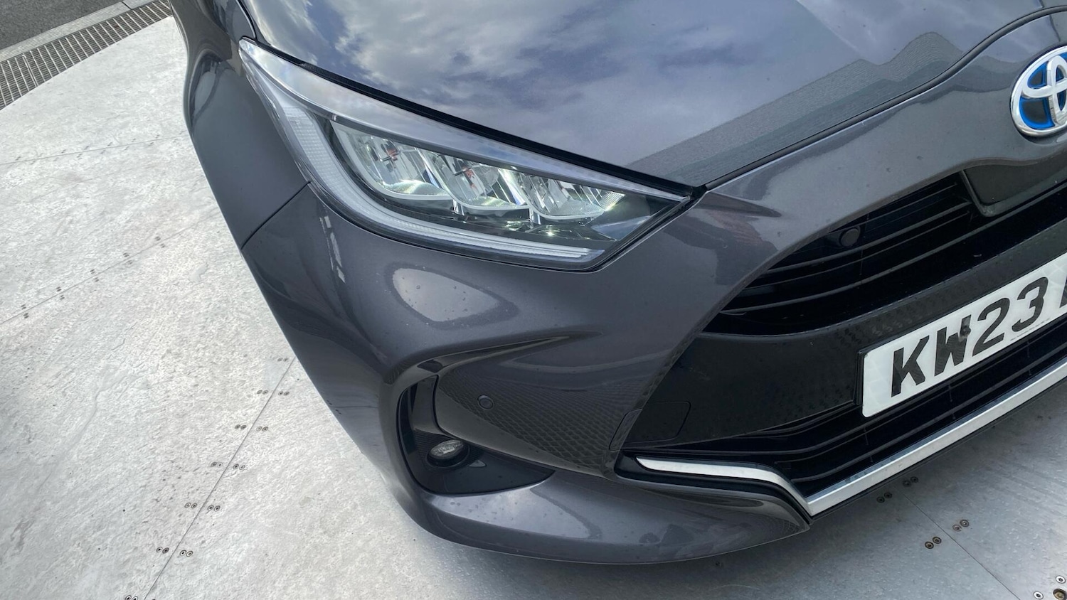 Used Toyota Yaris 2023 for sale - 76424654: Photo 36