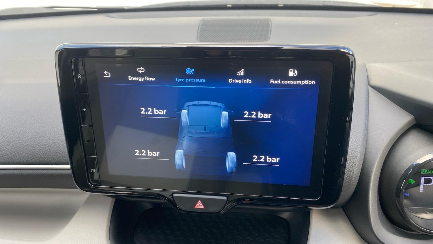 Used Toyota Yaris 2023 for sale - 76424654: Photo 46