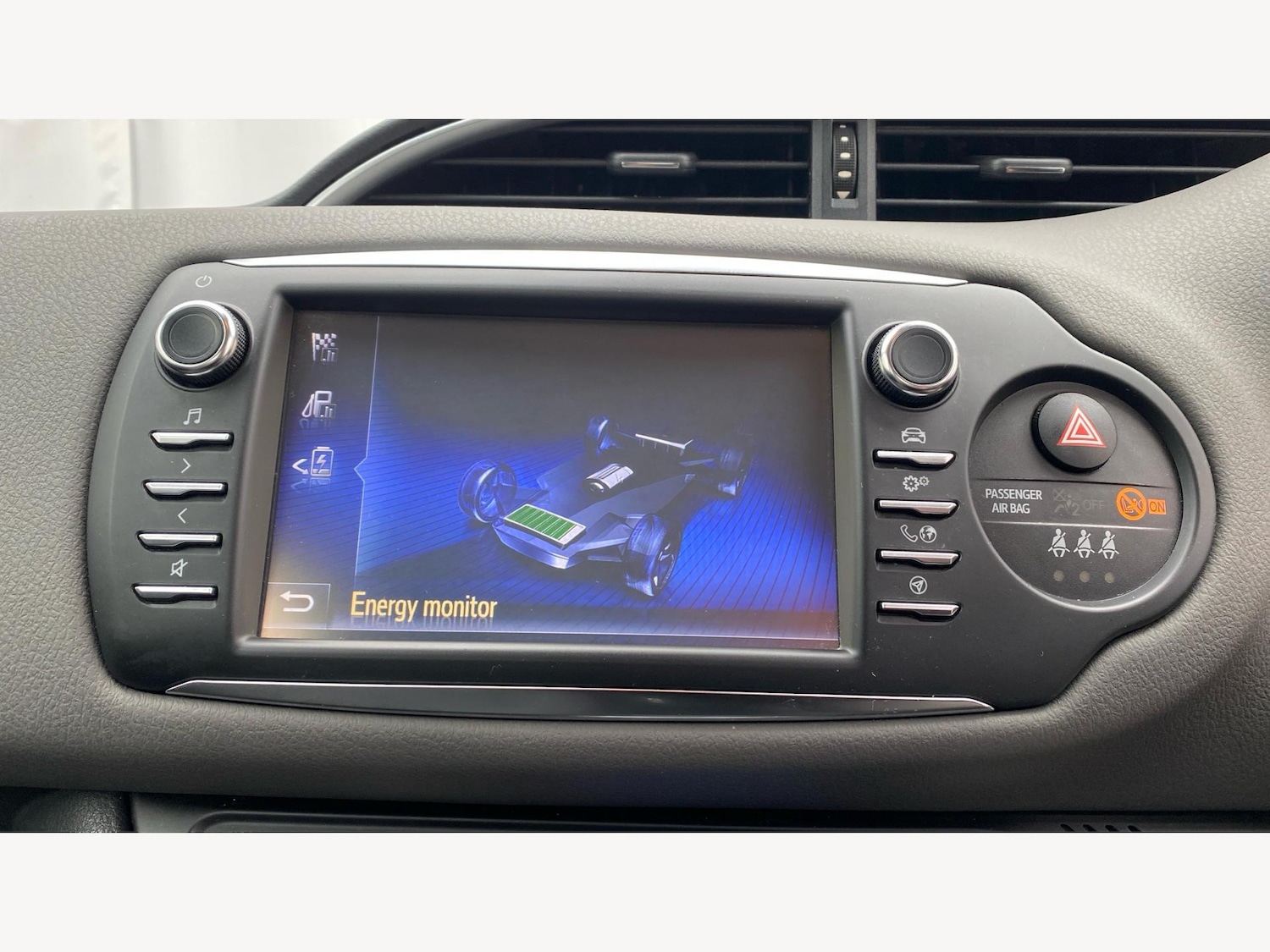 Used Toyota Yaris for sale - 77807927: Photo 24