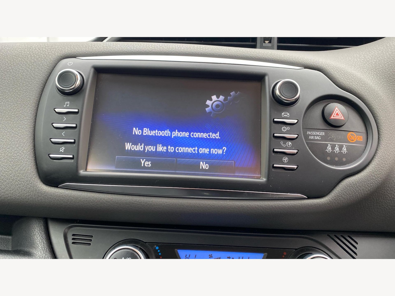 Used Toyota Yaris for sale - 77807927: Photo 25