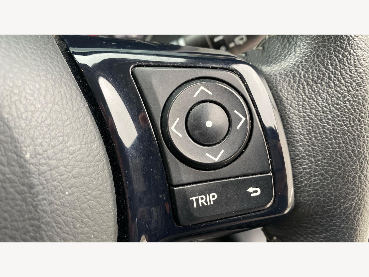 Used Toyota Yaris for sale - 77807927: Photo 31